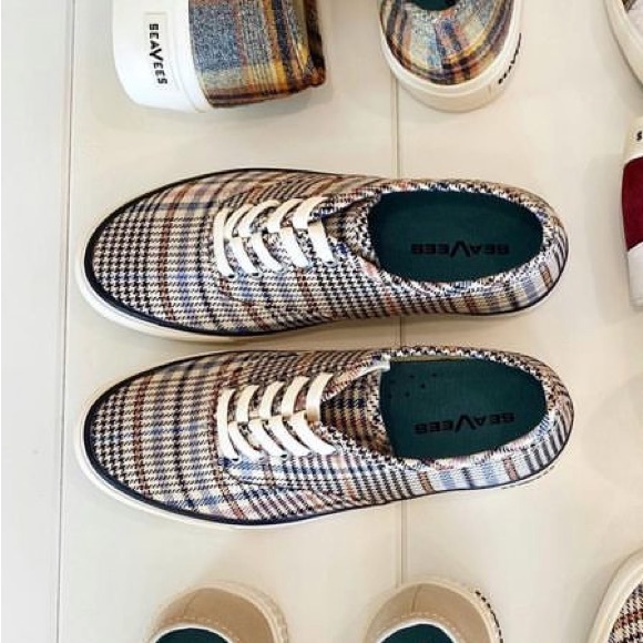 SeaVees limited edition plaid shoes - Picture 4 of 7